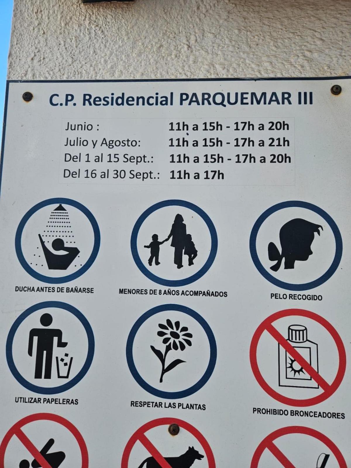 Apartamento Pod Papugami Torrevieja Exterior foto